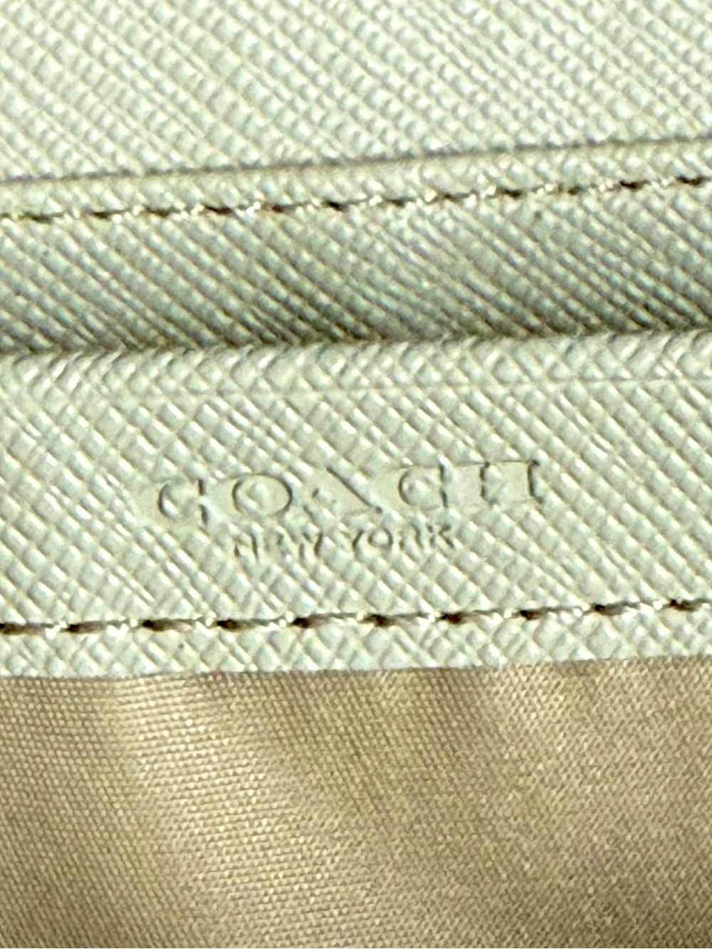 Coach Waverly Signature Hearts Accordion Zip Wallet š¤ - Picture 14 of 14